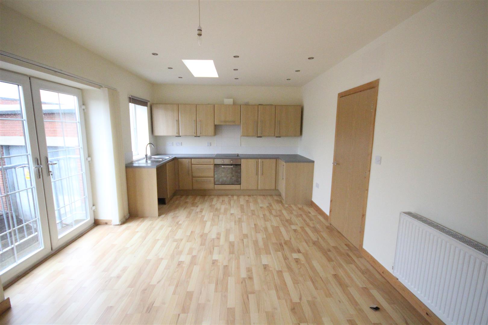 2 bedroom bungalow For Sale in Colne - IMG_0805.JPG